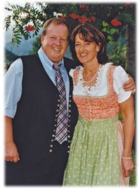 Kærlig hilsen Kurt & Elisabeth Höller Kærlig hilsen Kurt & Elisabeth Höller
